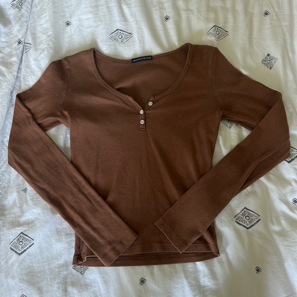 Brandy Melville Zelly Top long sleeve